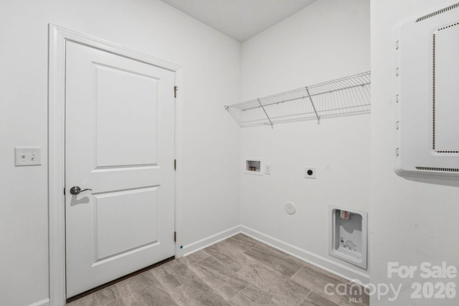 Spacious, unfurnished interior of a new home in Roselyn, Lancaster (Image 21). Spacious, unfurnished interior of a new home in Roselyn, Lancaster (Image 21).