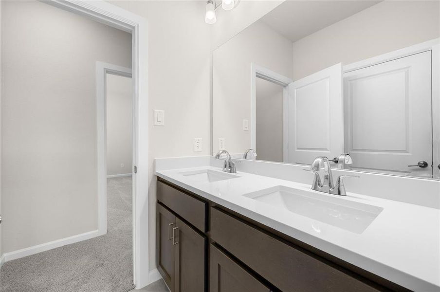 16824 Massawana bathroom1