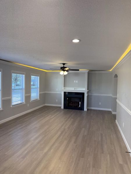 Spacious, unfurnished interior of a new home in Ballentine Ridge, Lyman (Image 7).