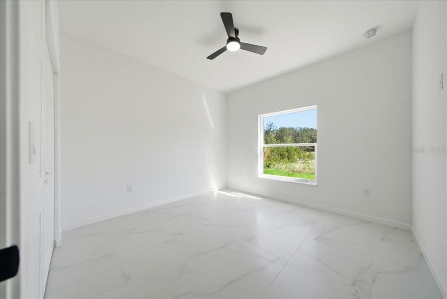 Image 10 of a home in .