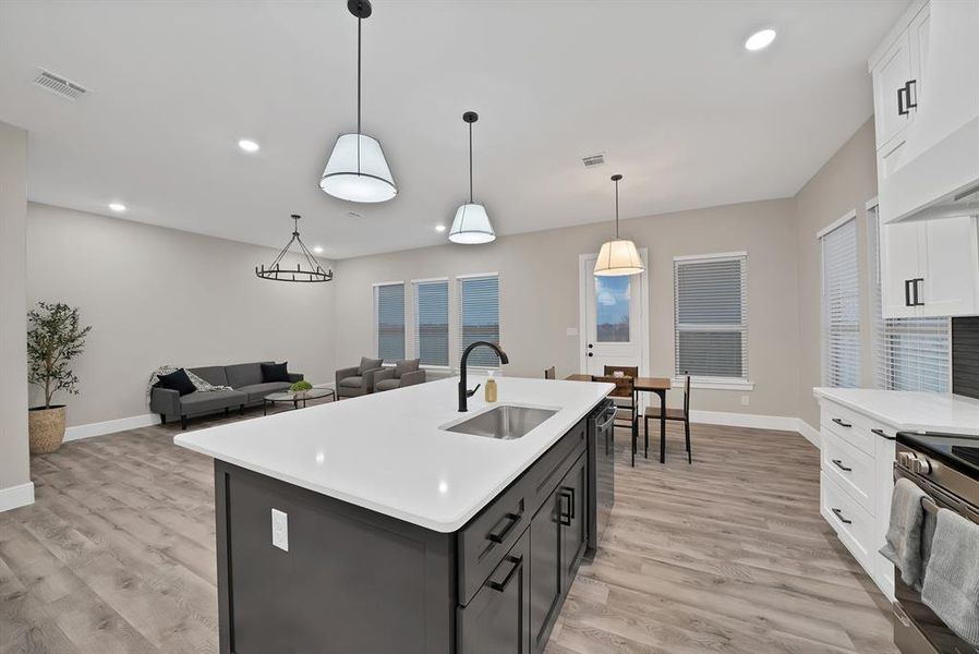 Furnished interior view inside a new home in , Fort Worth (Image 7).