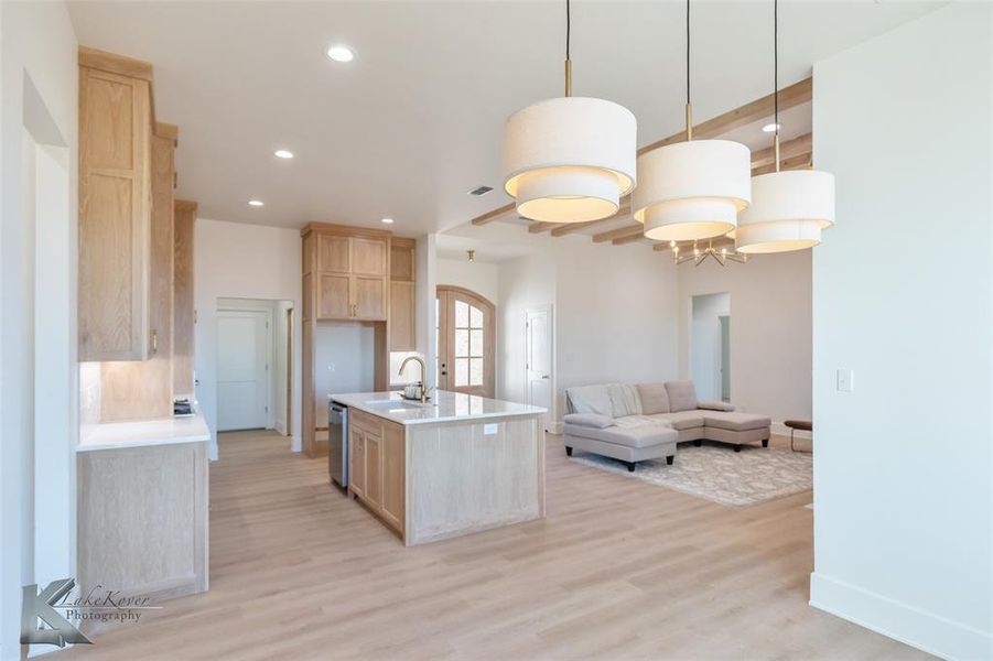 Furnished interior view inside a new home in , Abilene (Image 14).