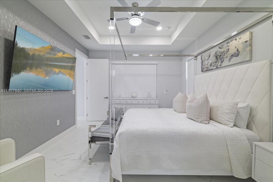 Furnished interior view inside a new home in , Cape Coral (Image 25). Furnished interior view inside a new home in , Cape Coral (Image 25).