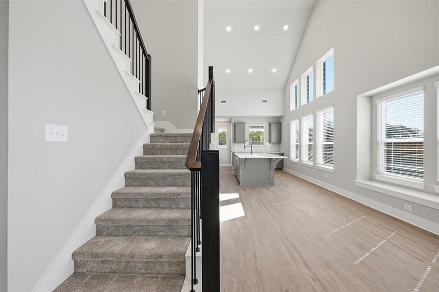 Spacious, unfurnished interior of a new home in Bel Air Village: 40ft. lots, Sherman (Image 21).