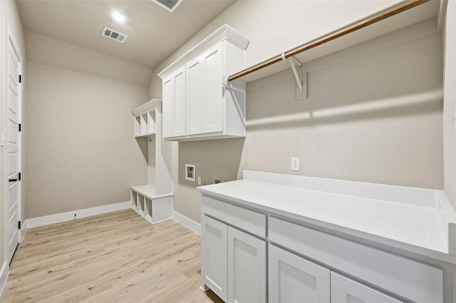 Furnished interior view inside a new home in Coyote Crossing, Godley (Image 5).