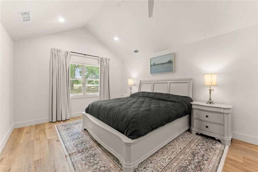 Furnished interior view inside a new home in , Jefferson (Image 33).