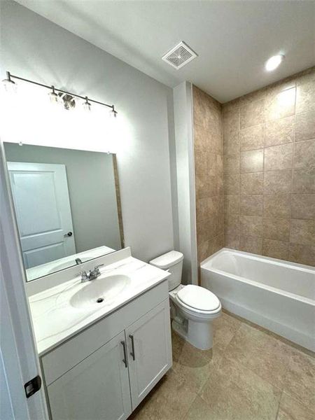 Furnished interior view inside a new home in Lakecrest, Buford (Image 6).