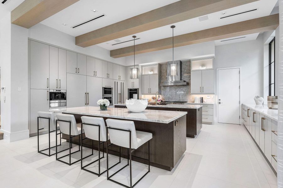 471_Royal_Palm_Way_15