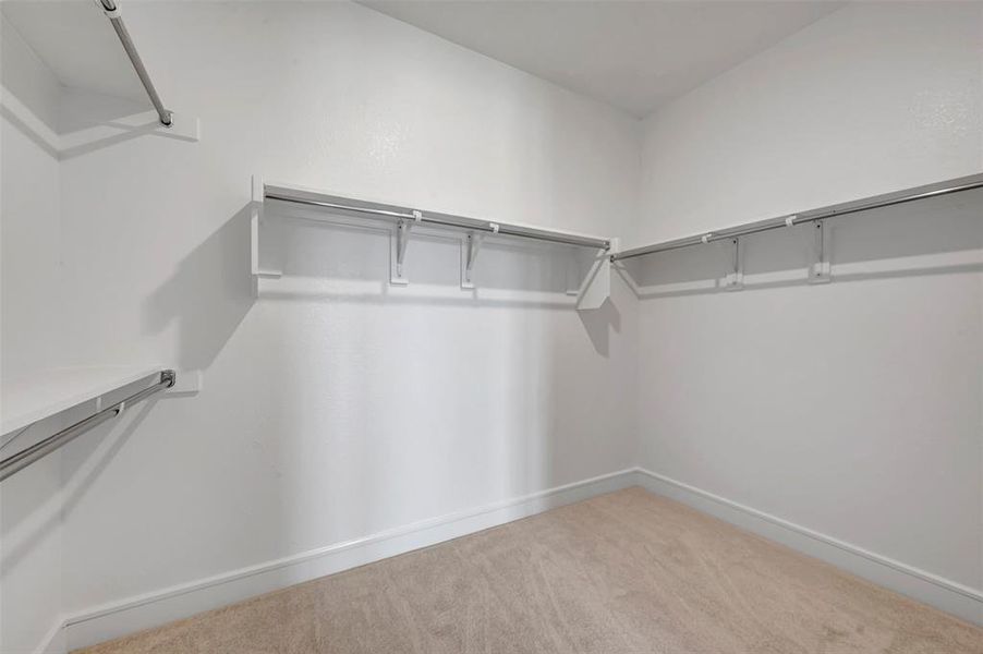 Spacious, unfurnished interior of a new home in Gateway Parks, Forney (Image 21).