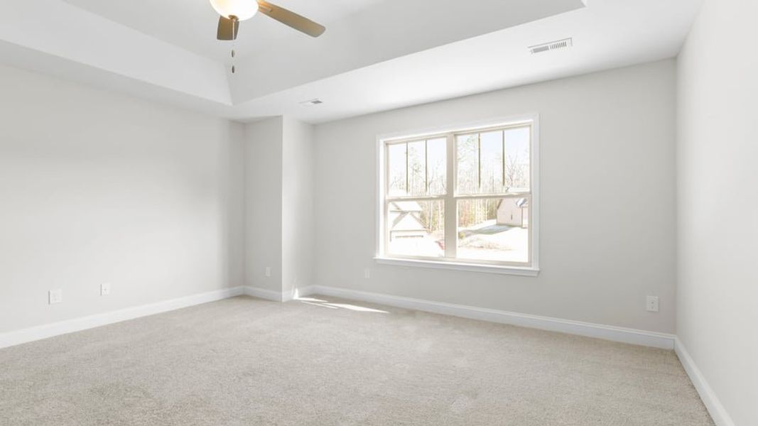 Spacious, unfurnished interior of a new home in Pine Lake Estates, Anderson (Image 26).