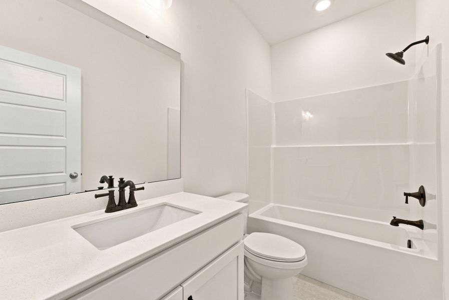 Furnished interior view inside a new home in Somerset, Myrtle Beach (Image 9).