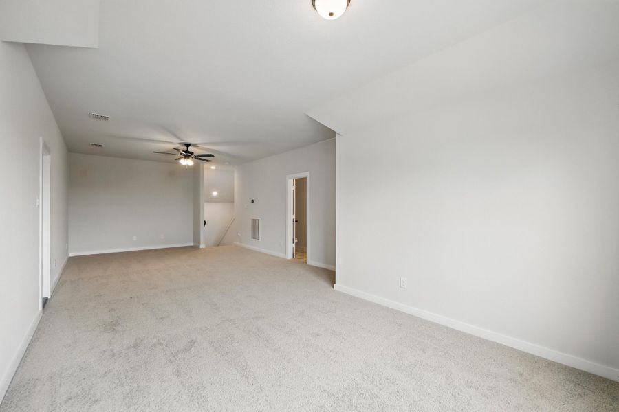 Representative unfurnished interior of a home built from the McKinley II by Cheldan Homes in Terra Vista Estates, Springtown (Image 31).