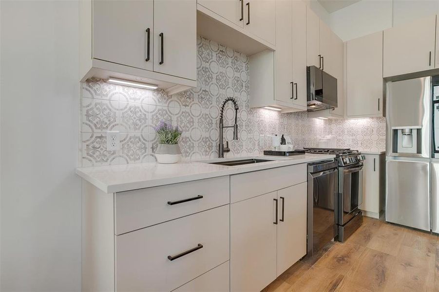 Furnished interior view inside a new home in , Fort Worth (Image 6). Furnished interior view inside a new home in , Fort Worth (Image 6).