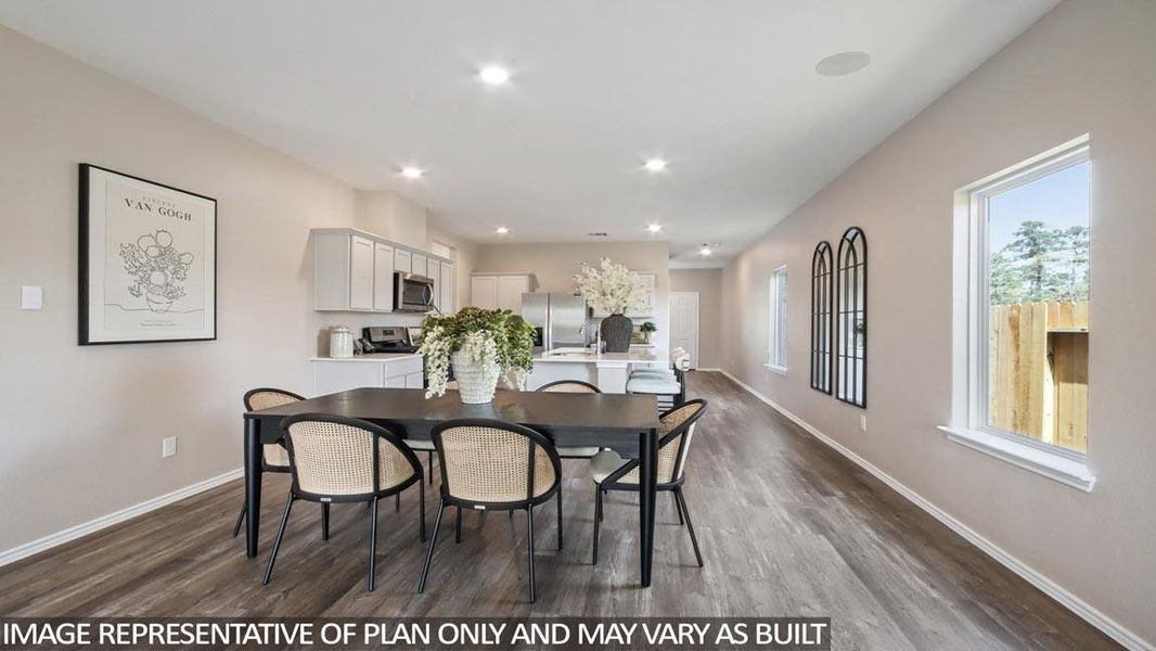 Furnished interior view inside a new home in Venetian Pines, Conroe (Image 9).