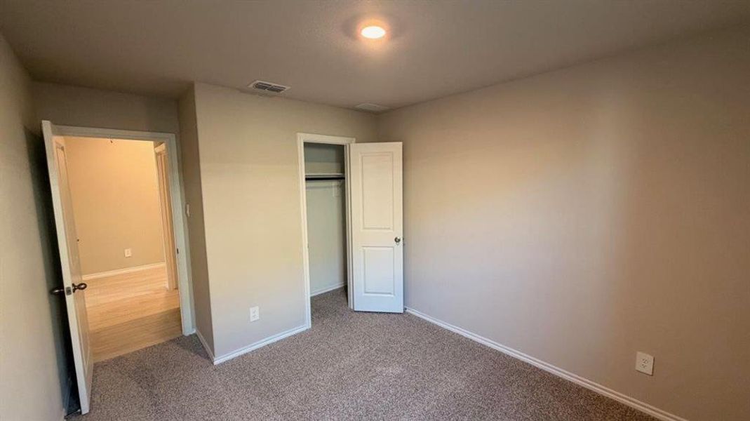 Spacious, unfurnished interior of a new home in Rosewood at Beltmill, Fort Worth (Image 8).