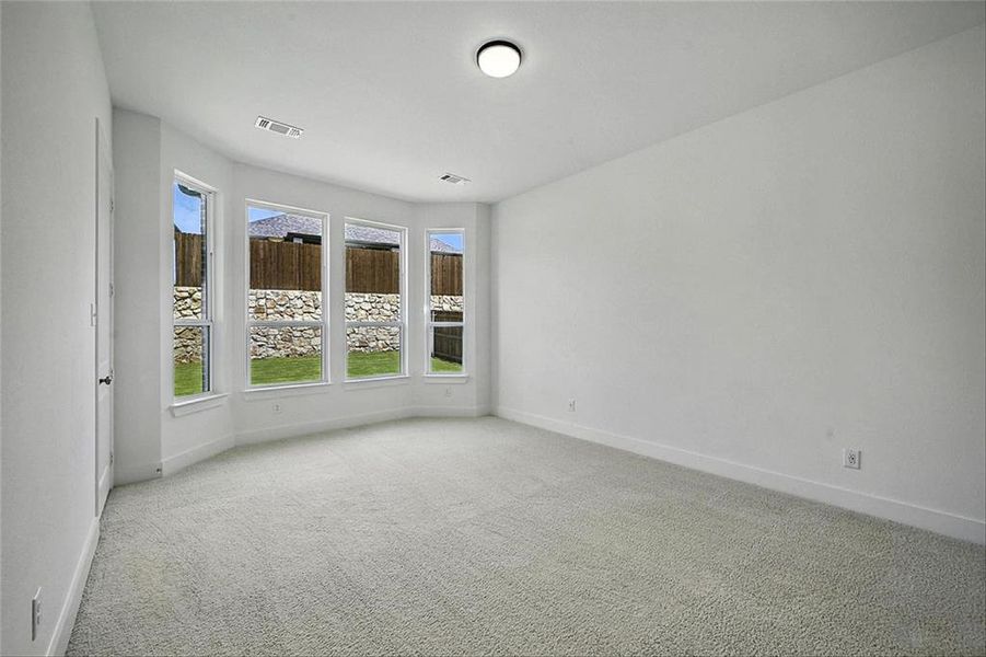 509RedBarnDrCAMBC010 509RedBarnDrCAMBC010