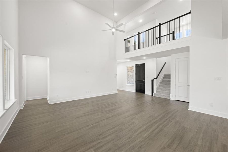 713 Bluestem- Living Room-3 713 Bluestem- Living Room-3