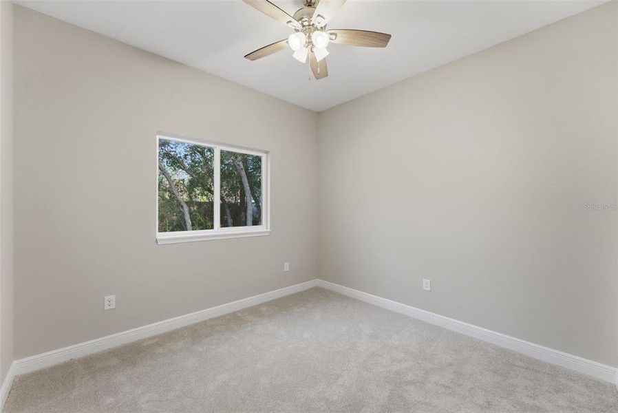 Spacious, unfurnished interior of a new home in , Citrus Springs (Image 41).