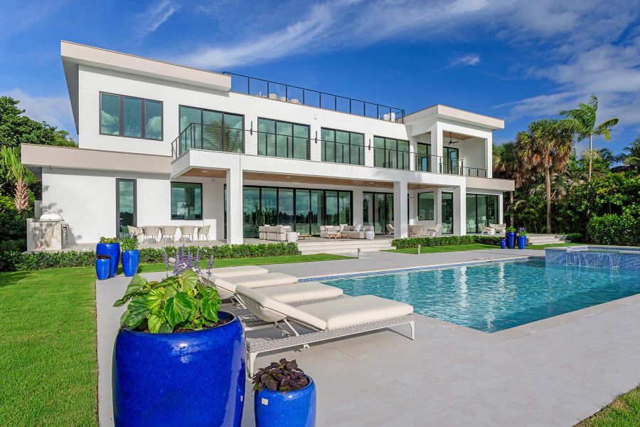 Image 68 of a home in .