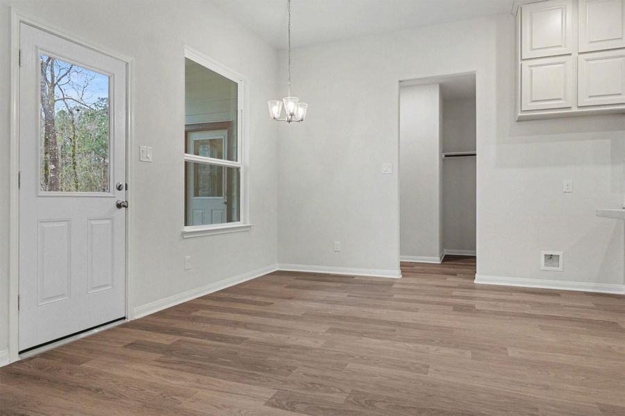 Spacious, unfurnished interior of a new home in Rose Hill Estates, Willis (Image 13).