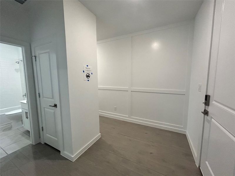 Spacious, unfurnished interior of a new home in Aspire at Ashland, Angleton (Image 15).