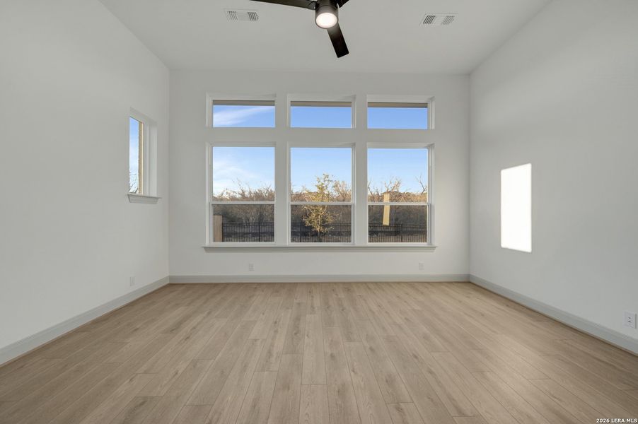 Spacious, unfurnished interior of a new home in Briggs Ranch – Signature Legacy Series, San Antonio (Image 12). Spacious, unfurnished interior of a new home in Briggs Ranch – Signature Legacy Series, San Antonio (Image 12).