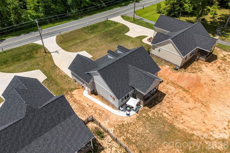 Image 28 of a home in .