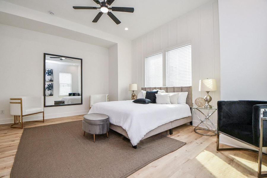 Furnished interior view inside a new home in , Houston (Image 23).