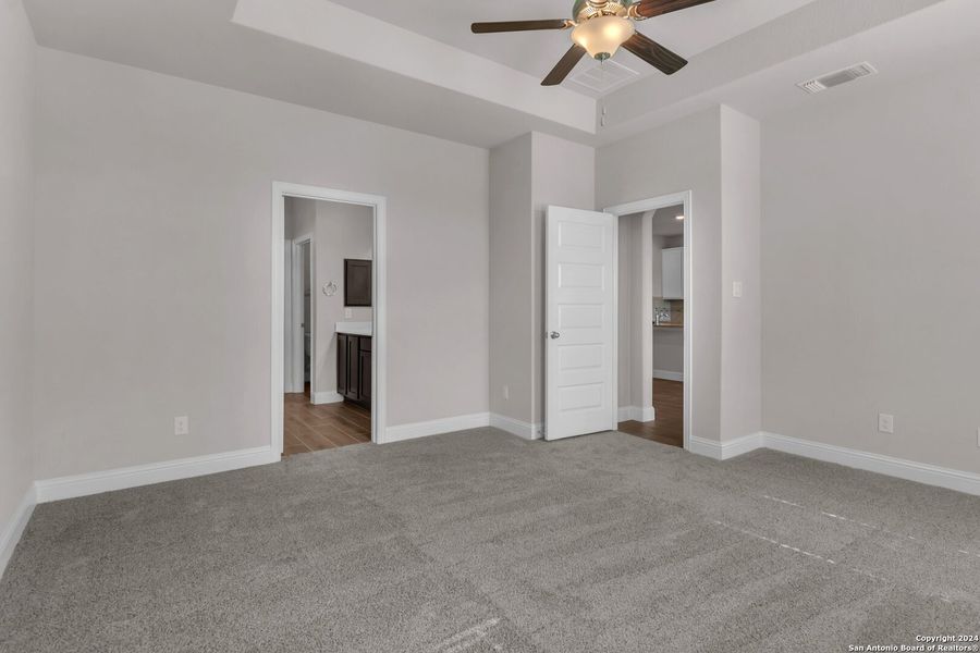 Spacious, unfurnished interior of a new home in Morgan Meadows, San Antonio (Image 36). Spacious, unfurnished interior of a new home in Morgan Meadows, San Antonio (Image 36).