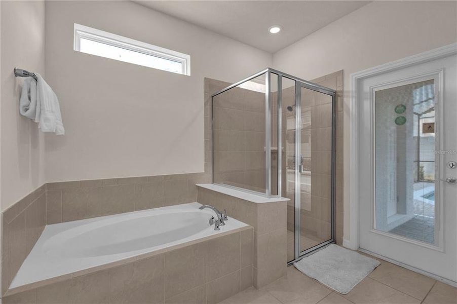 Furnished interior view inside a new home in , Davenport (Image 29).