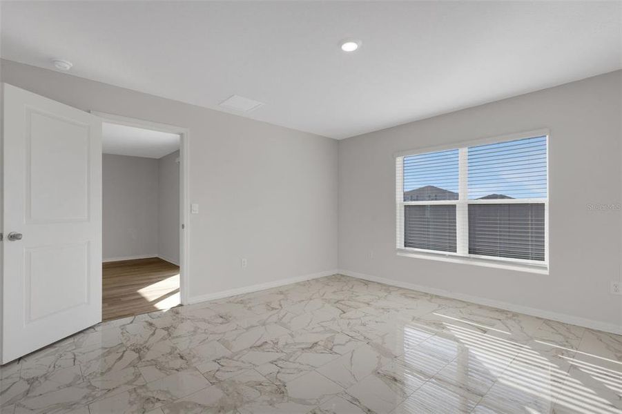 Spacious, unfurnished interior of a new home in Silverstone North, Palmetto (Image 30). Spacious, unfurnished interior of a new home in Silverstone North, Palmetto (Image 30).