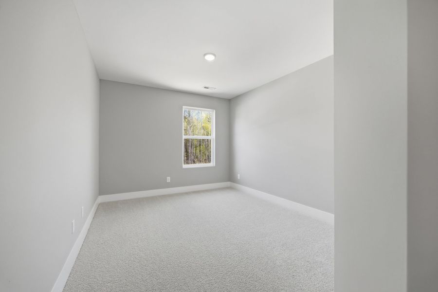 Spacious, unfurnished interior of a new home in Givens Park, Chattanooga (Image 40). Spacious, unfurnished interior of a new home in Givens Park, Chattanooga (Image 40).