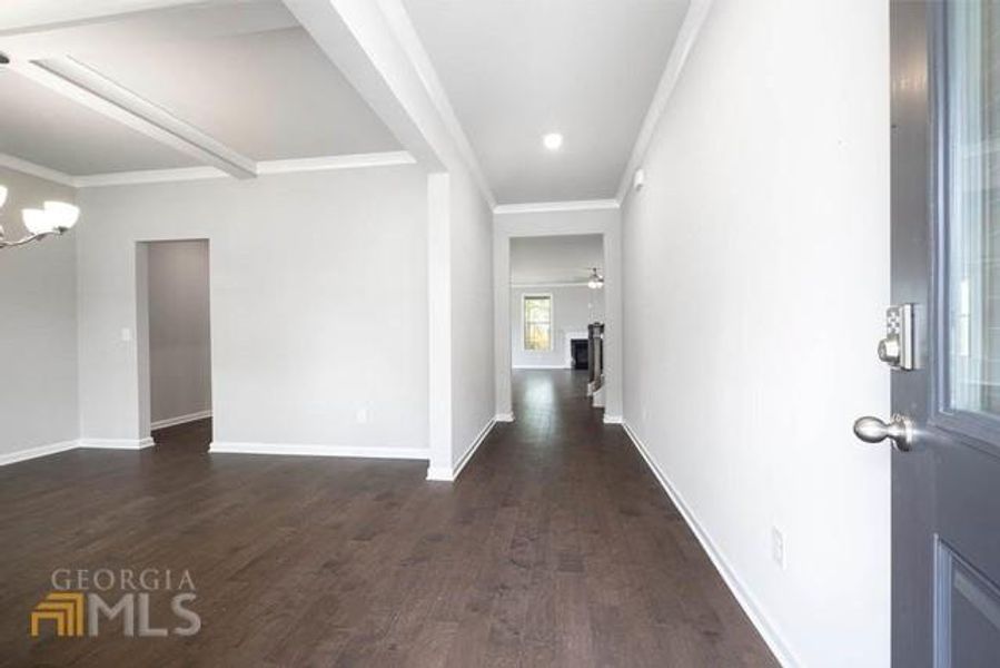 Spacious, unfurnished interior of a new home in The Gates at Pates Creek, Hampton (Image 15).