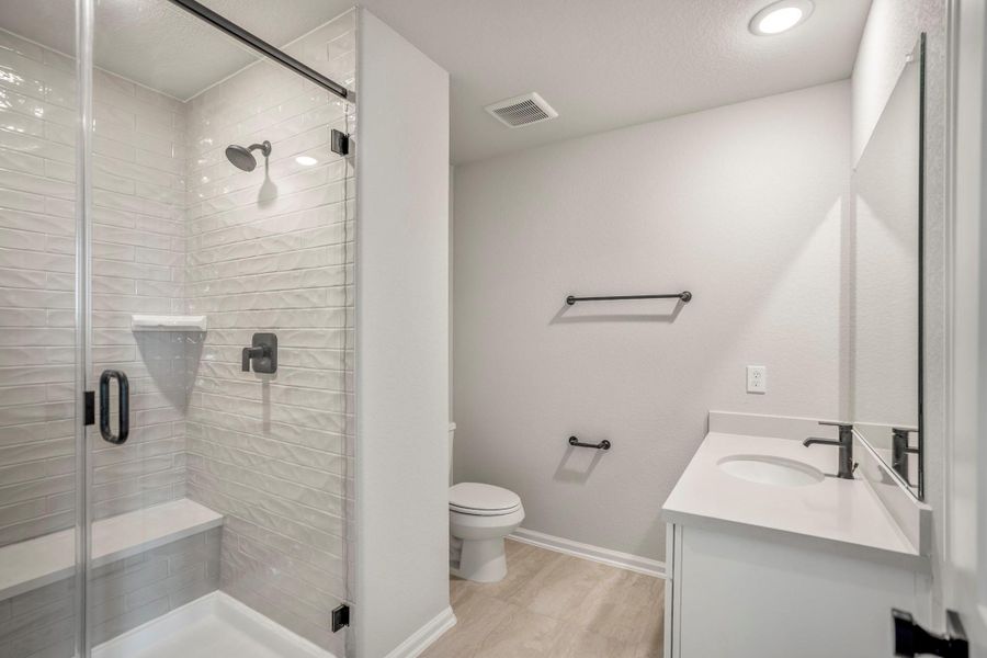 Furnished interior view inside a new home in Jordan Ranch 70' Lots, Fulshear (Image 16).