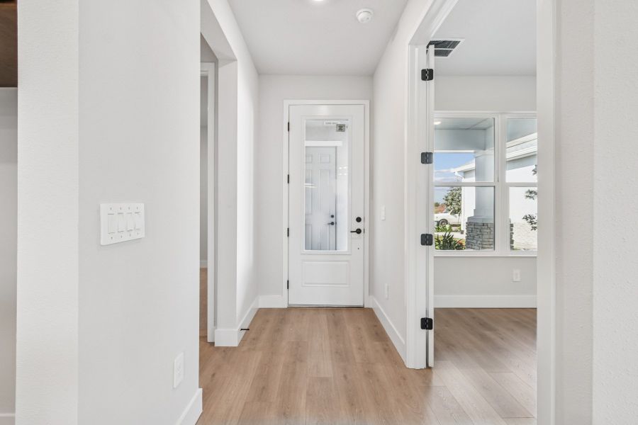 The Searidge - Entry The Searidge - Entry