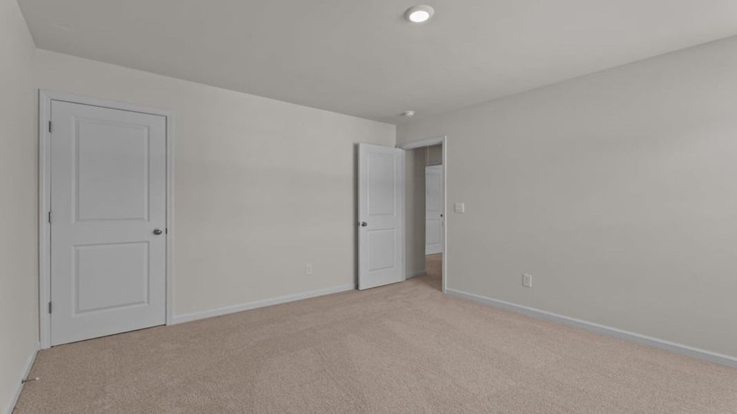 Spacious, unfurnished interior of a new home in Hunter Hill, Rocky Mount (Image 26).
