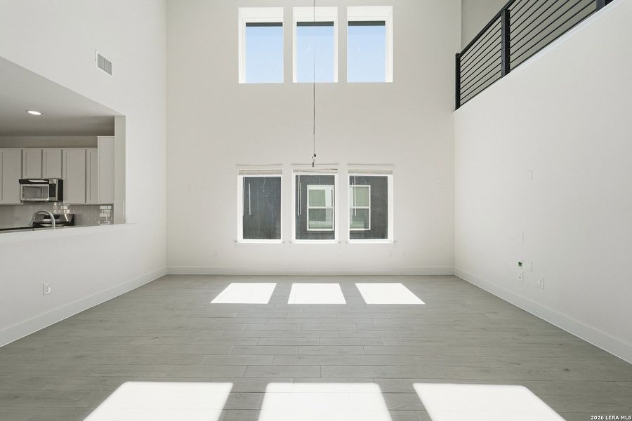 Spacious, unfurnished interior of a new home in Red Hawk Landing, San Antonio (Image 27). Spacious, unfurnished interior of a new home in Red Hawk Landing, San Antonio (Image 27).
