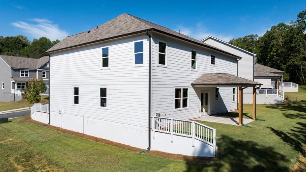 Exterior details and patio area of a home in Falcon Landing, Gainesville (Image 3).
