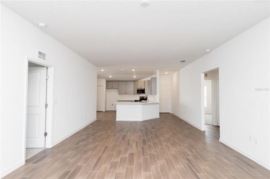 Spacious, unfurnished interior of a new home in , Lake Wales (Image 14). Spacious, unfurnished interior of a new home in , Lake Wales (Image 14).