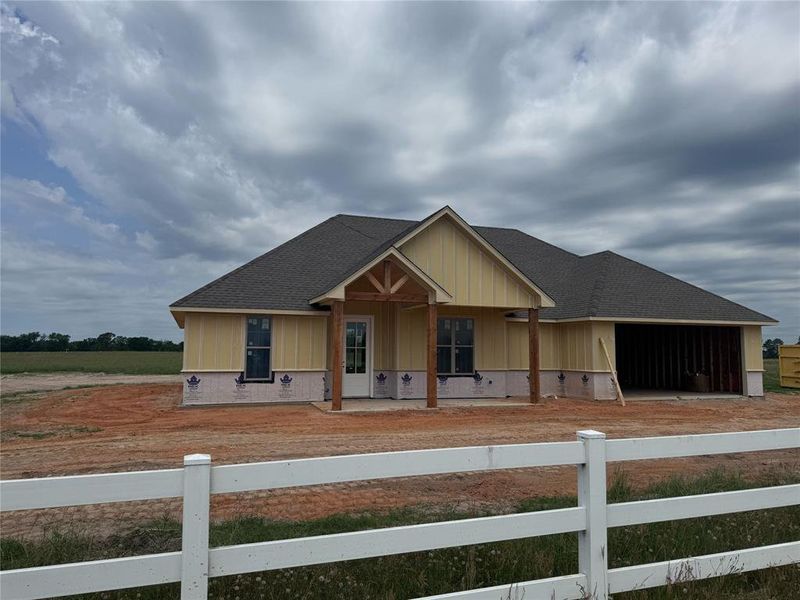 Image 3 of a home in . Image 3 of a home in .