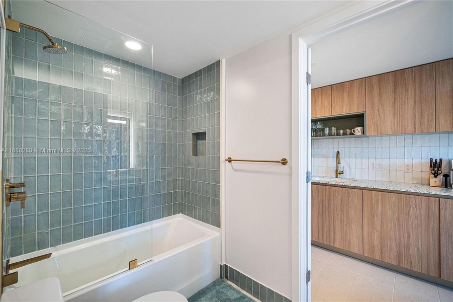 Image 30 of a home in .