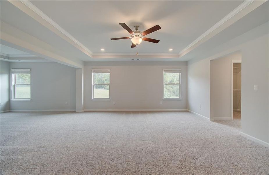 Spacious, unfurnished interior of a new home in Grandview at Millers Mill, Stockbridge (Image 29).