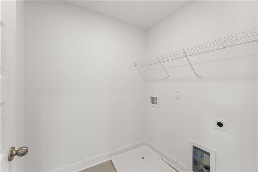 Spacious, unfurnished interior of a new home in Mulberry Summit, Flowery Branch (Image 22). Spacious, unfurnished interior of a new home in Mulberry Summit, Flowery Branch (Image 22).