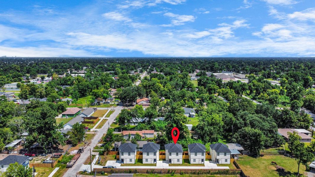 Image 8 of a home in .