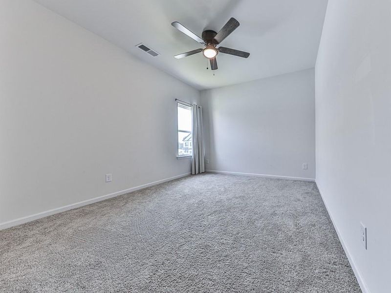 Spacious, unfurnished interior of a new home in , Cartersville (Image 24).