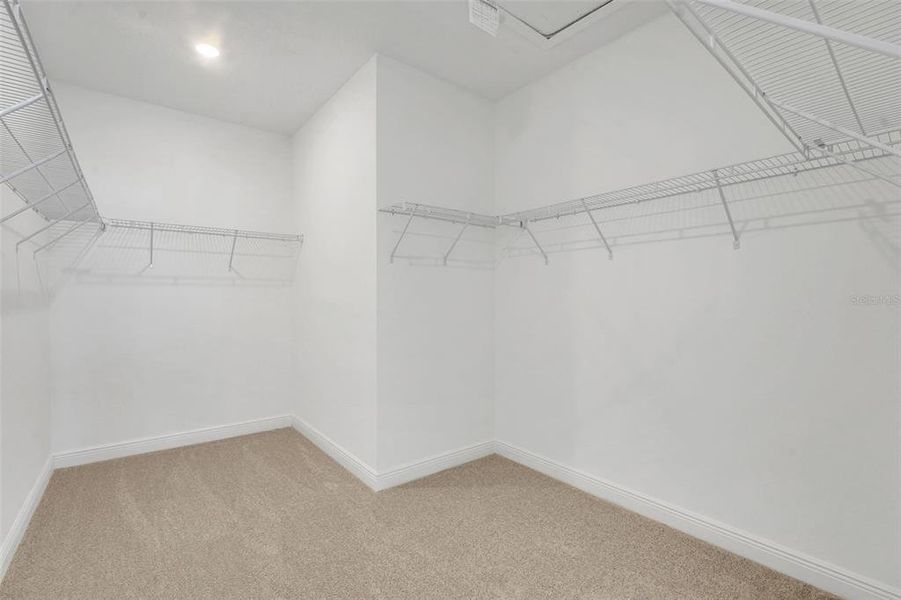Spacious, unfurnished interior of a new home in Crossroads at Kelly Park, Apopka (Image 18).