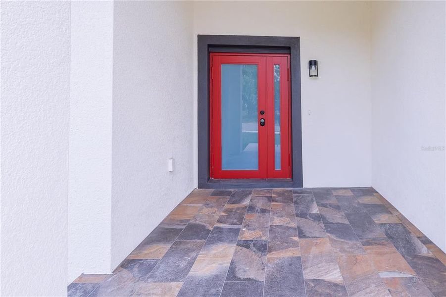 Spacious, unfurnished interior of a new home in , Tampa (Image 39). Spacious, unfurnished interior of a new home in , Tampa (Image 39).