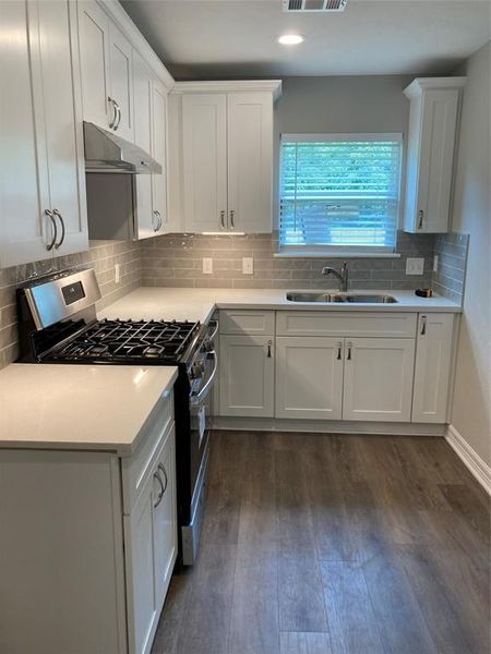 Image 7 of a home in Raburn Reserve 50s.