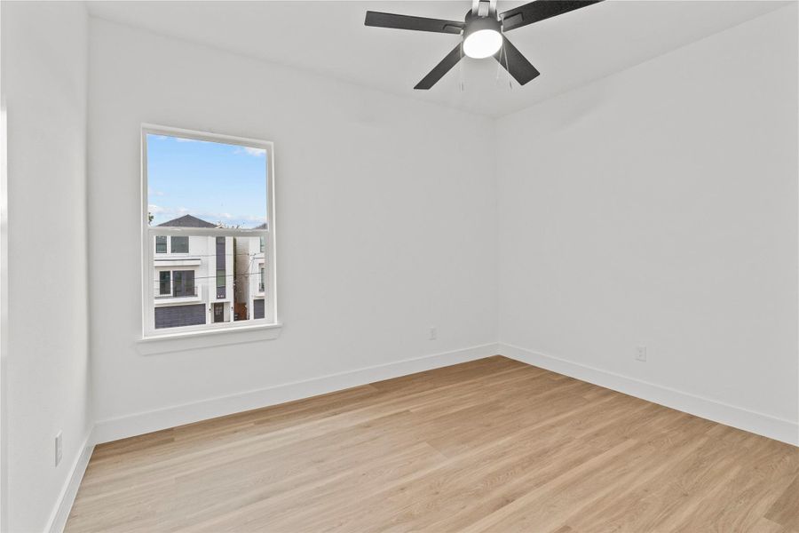 Spacious, unfurnished interior of a new home in , Houston (Image 22).