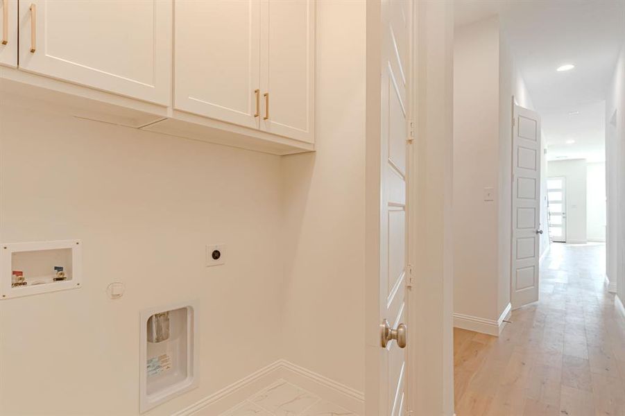 Spacious, unfurnished interior of a new home in , Aledo (Image 33). Spacious, unfurnished interior of a new home in , Aledo (Image 33).